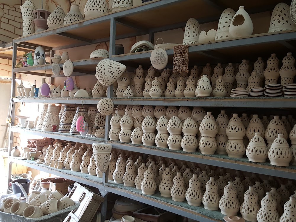 Aali Pottery