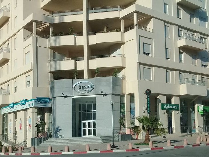 Novotel Tunis Lac, Cité des Pins