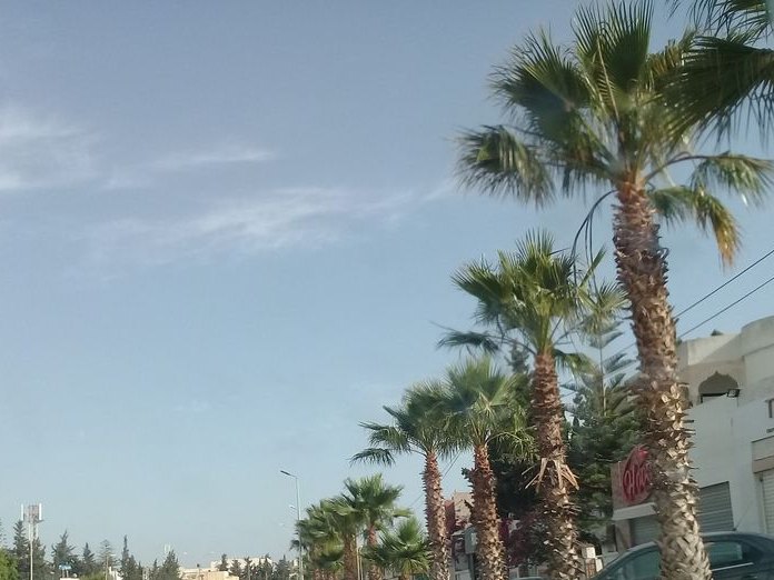 The Hood, El Menzah 8