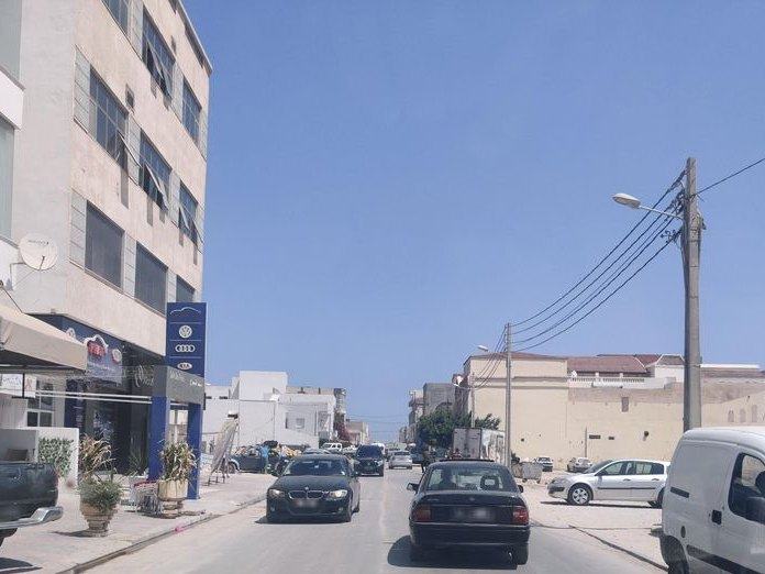 The Floor, La Marsa
