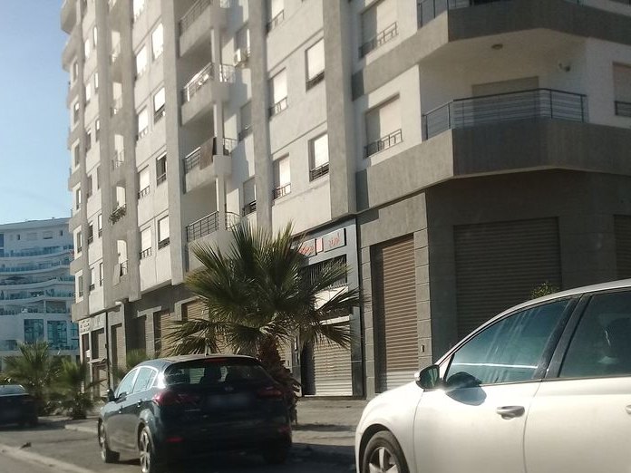 Olfa Hammouda Beauty & Spa, Lac 1 et Lac 2