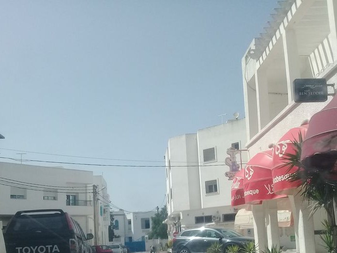 Lyly Pasta Bar, Saf Saf