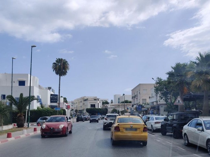 L'atelier de Victor, La Marsa