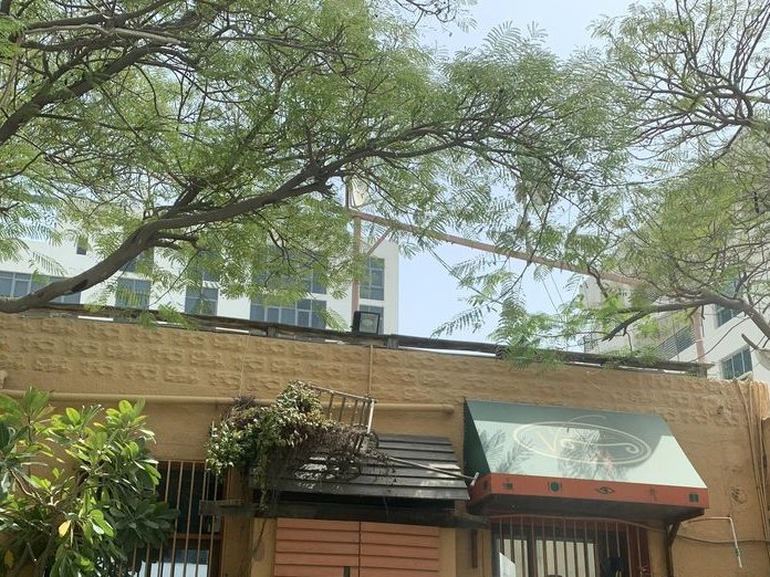 Verandah Restaurant, Adliya