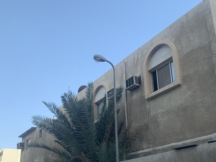 Old Beams Restaurant, Adliya