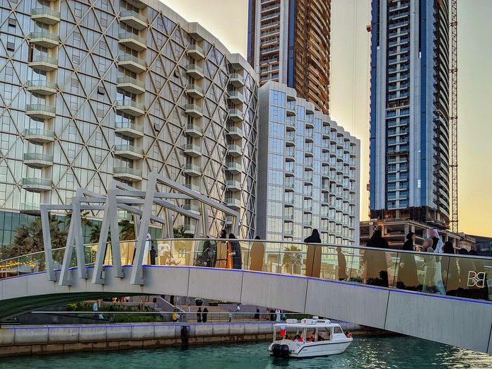 Bahrain Rowing and Canoe Centre, Diplomatic Area