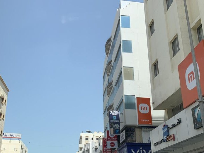 Rosy Royal fashion, Al Hoora