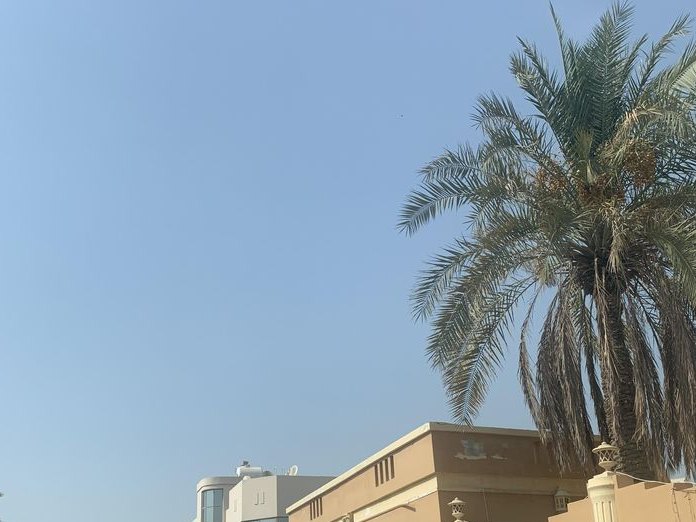 Cuticles & Curls Salon, Muqaba
