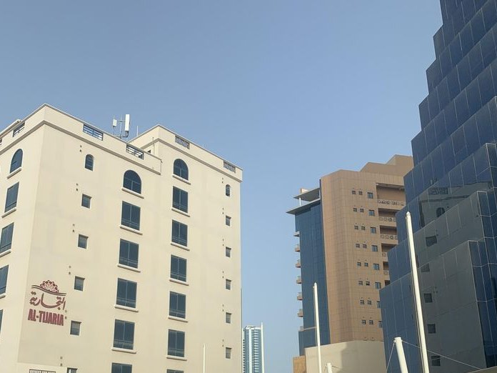 Costa Coffee, Seef