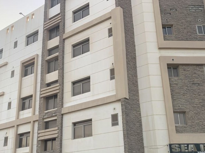 Sea Plaza Apartments, Seef