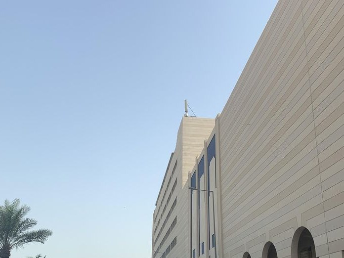 Mamnoon Cafe, Seef