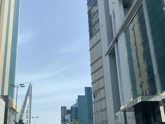 Hardee's, Bahrain Financial Harbor