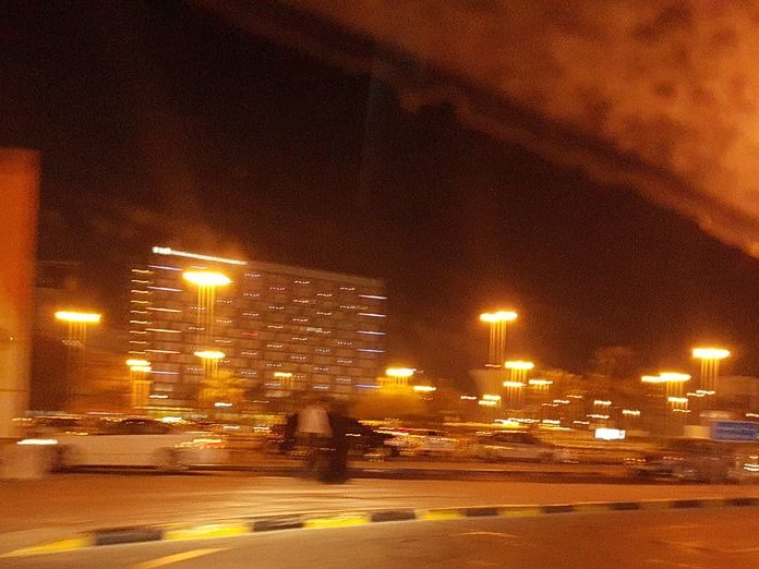 Hardee's, Bahrain Financial Harbor