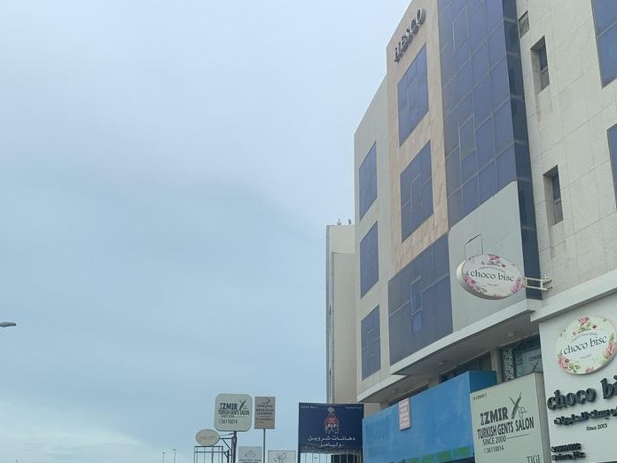 Baby Chicken Restaurant, Galali