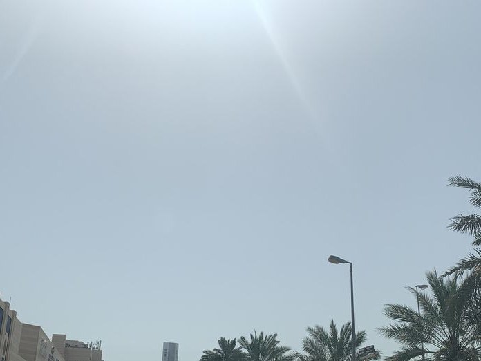Shoe Mart, Seef