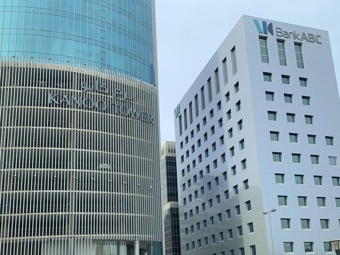 Crowne Plaza Bahrain, Diplomatic Area