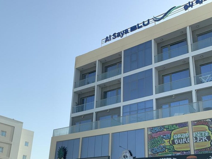 Polen Cafe, Busaiteen