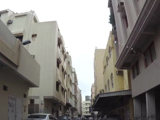 King Ina.sal, Al Hoora