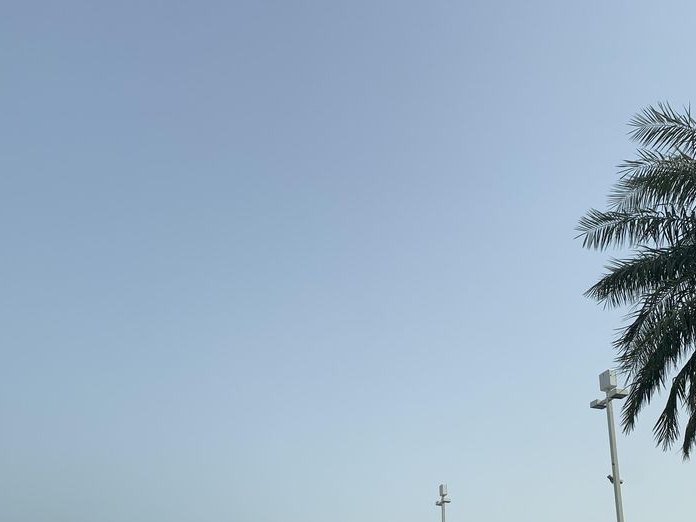 Nayomi, Riffa
