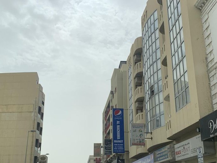 Uppum Mulakum Bahrain, Al Hoora