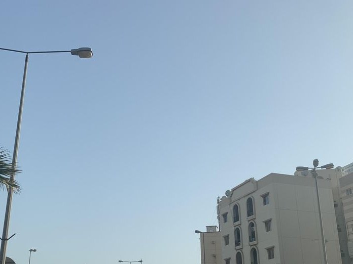 Captain Saloon, Al Salmaniya