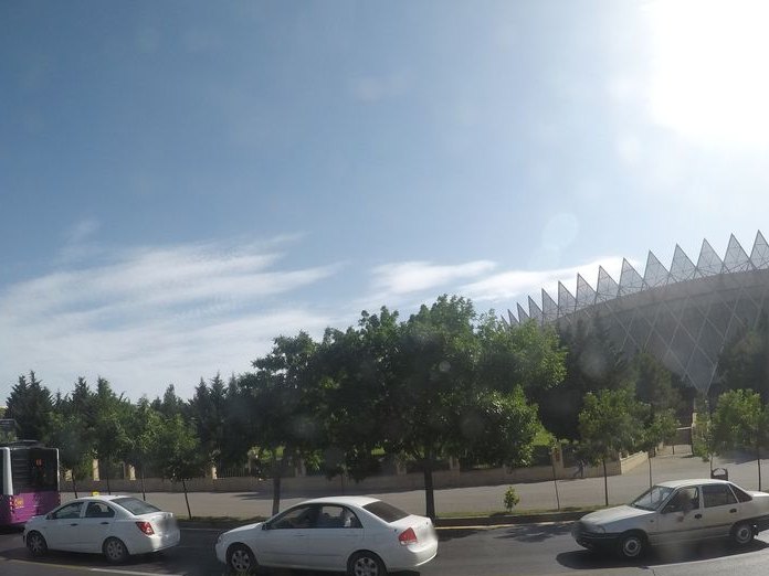 Glass Restaurant and Music Hall, Ясамальский район