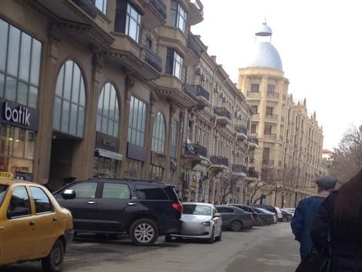 Helvacı Ali Baku, Nizami & Torgovaya