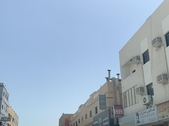 Al Dweer Sandwiches, Al Qaryah