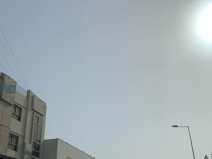 Big Mouth, Riffa