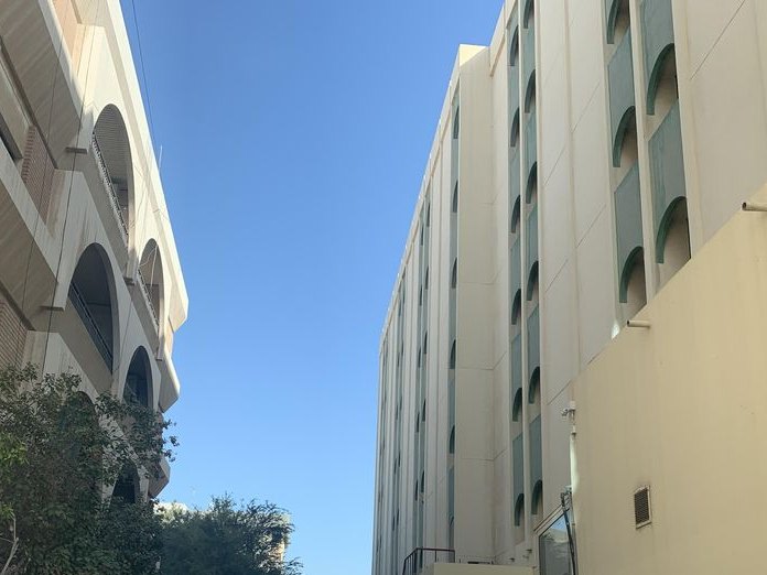 The Exchange Restaurant & Pub, Adliya