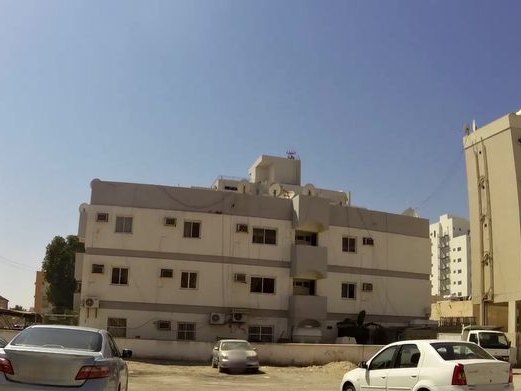 Spotlight Salon and Spa, Um Al Hassam