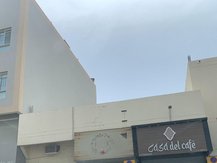 Wrap & Dip, Riffa