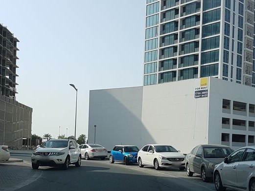 sadaf cafe, Dilmunia