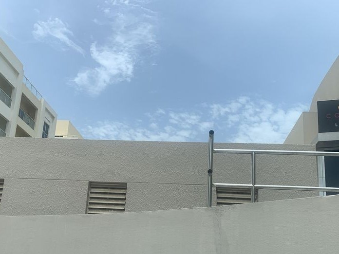 Corners, Amwaj Islands