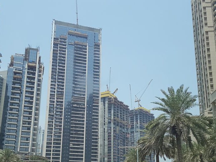 Iran Zamin, Business Bay