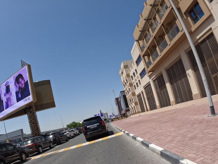 Metropolitan Hotel Dubai, Umm Al Sheif