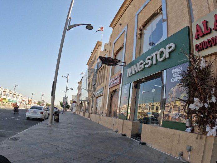 Wingstop Jumeirah, Al Bada'a