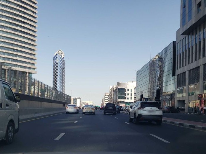 Kris Restaurant and Lounge, Karama