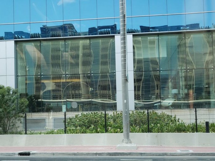 PLAY Restaurant & Lounge, Al Jaffiliya