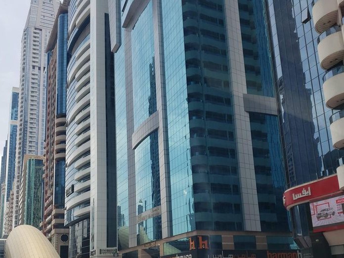 Labbaik Cafe and Restaurant, Sheikh Zayed Road