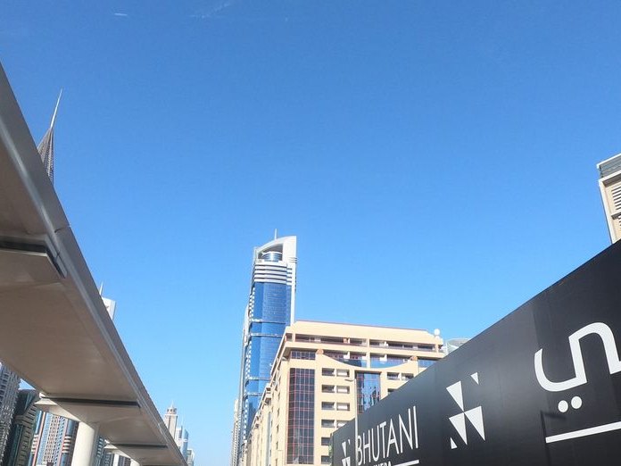 MaKiRa, Sheikh Zayed Road