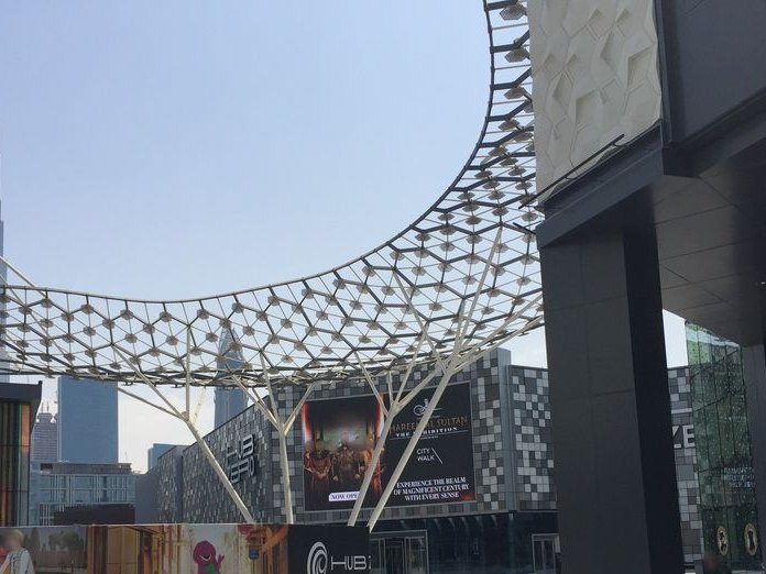 Melenzane, Jumeirah 1