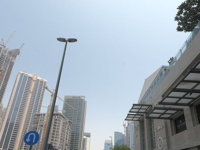 Taj Dubai, Burj Khalifa