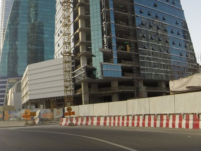 Square, Al Wasl