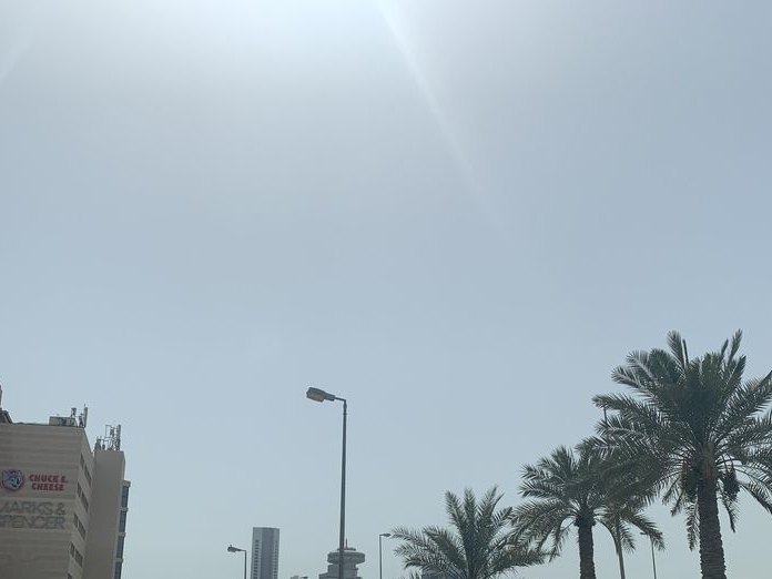 H&M, Seef