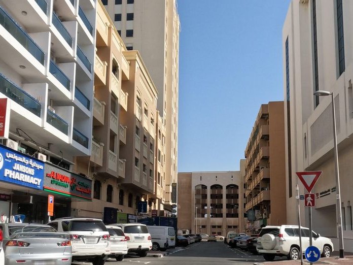 New Penninsula hotel, Al Fahidi
