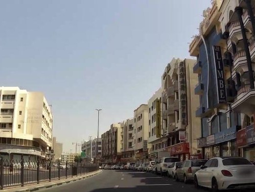 Tara Hotel, Naif