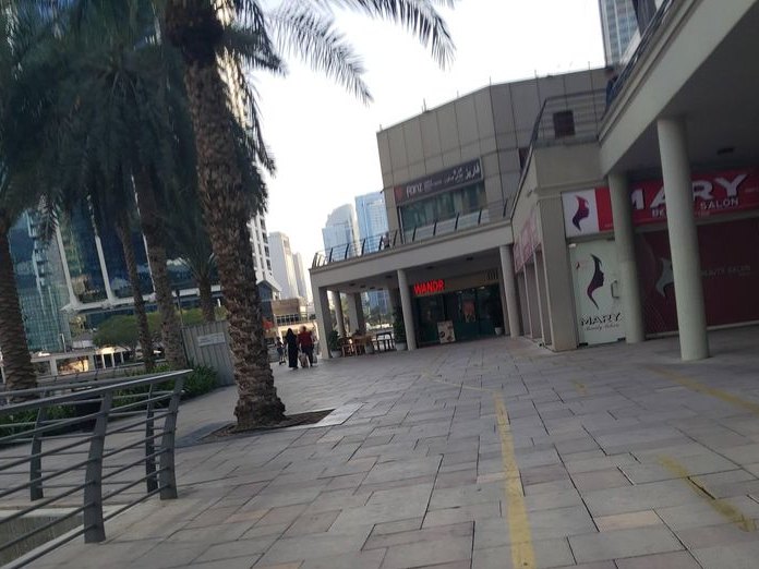 Mumu Tea, JLT cluster Q