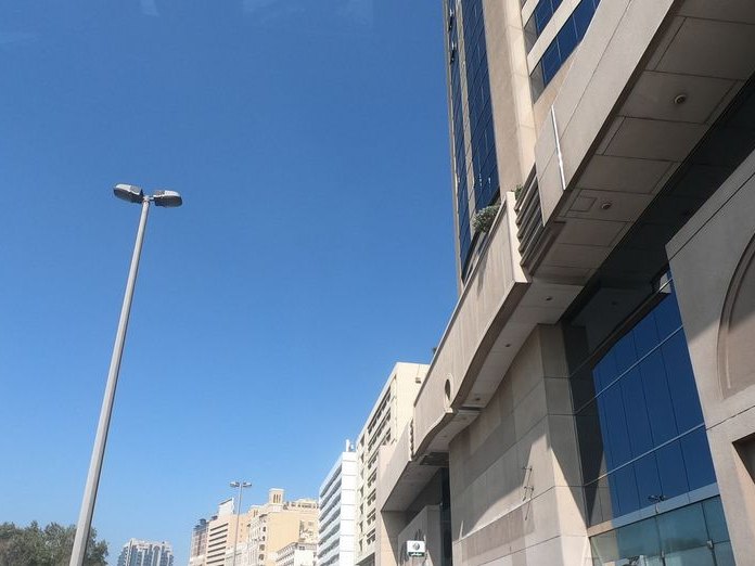 Twin Towers Shopping Centre, Al Rigga