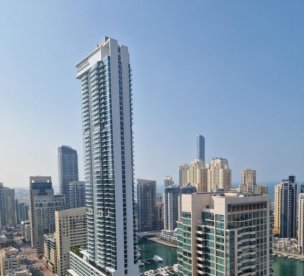 La Riviera Tower, Jumeirah Lakes Towers